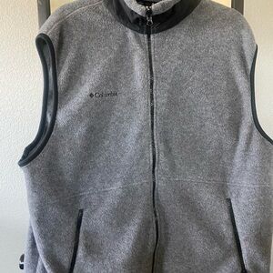 Columbia Charcoal Sleeveless Fleece Vest